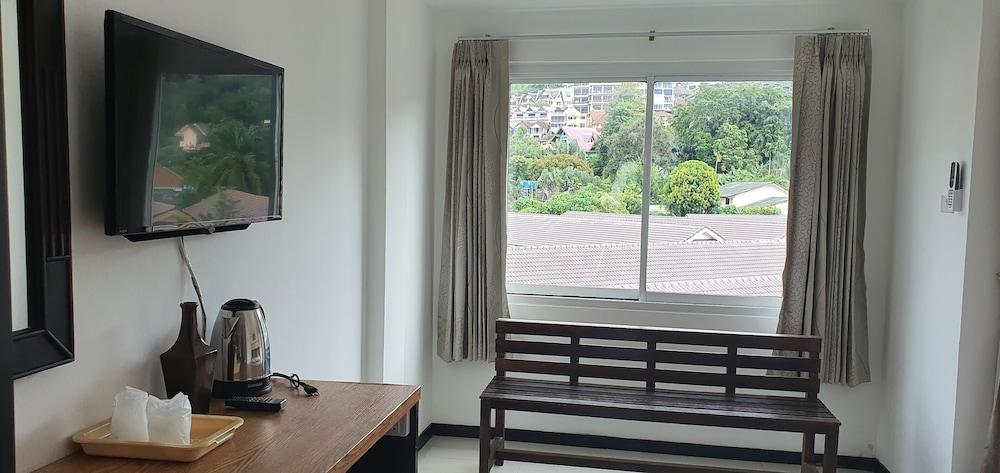 Athome @Nanai 8 Patong Экстерьер фото