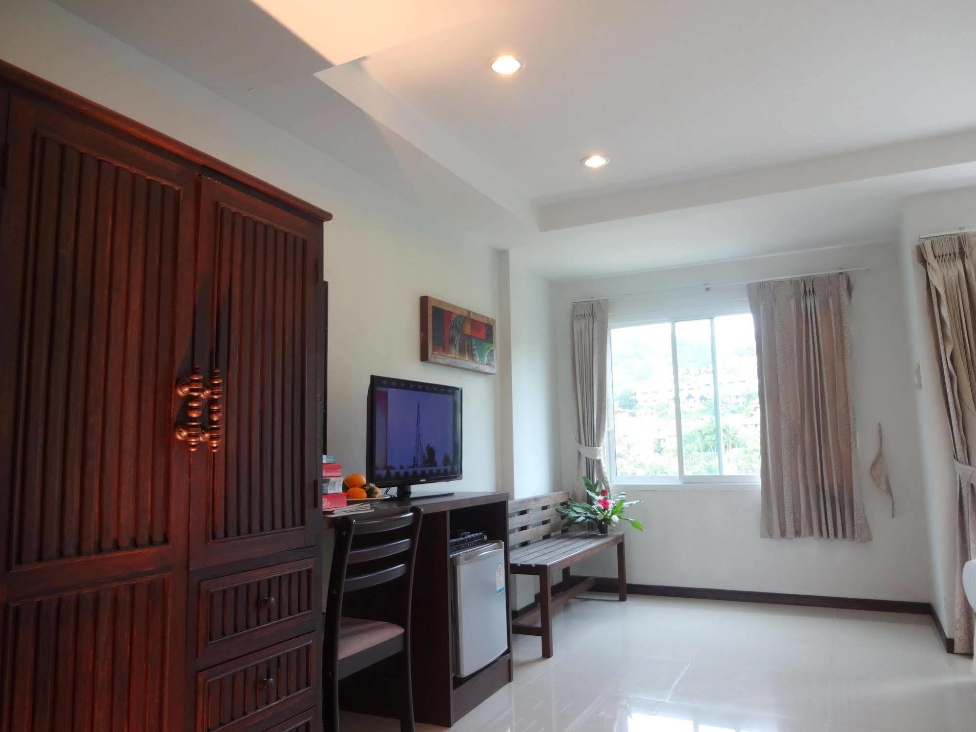 Athome @Nanai 8 Patong Экстерьер фото
